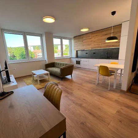 Swag, Leg & Egg Apartament *